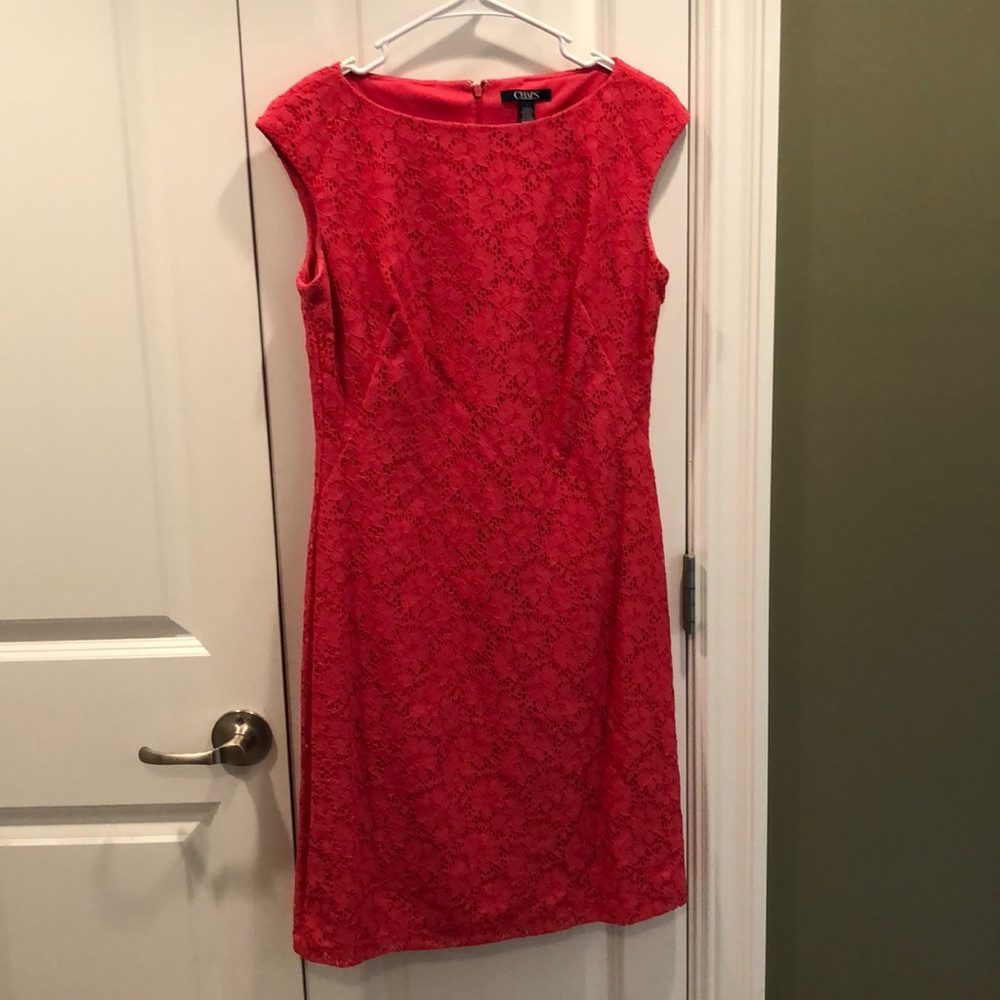 EUC Chaps coral pink lace sheath dress size 4